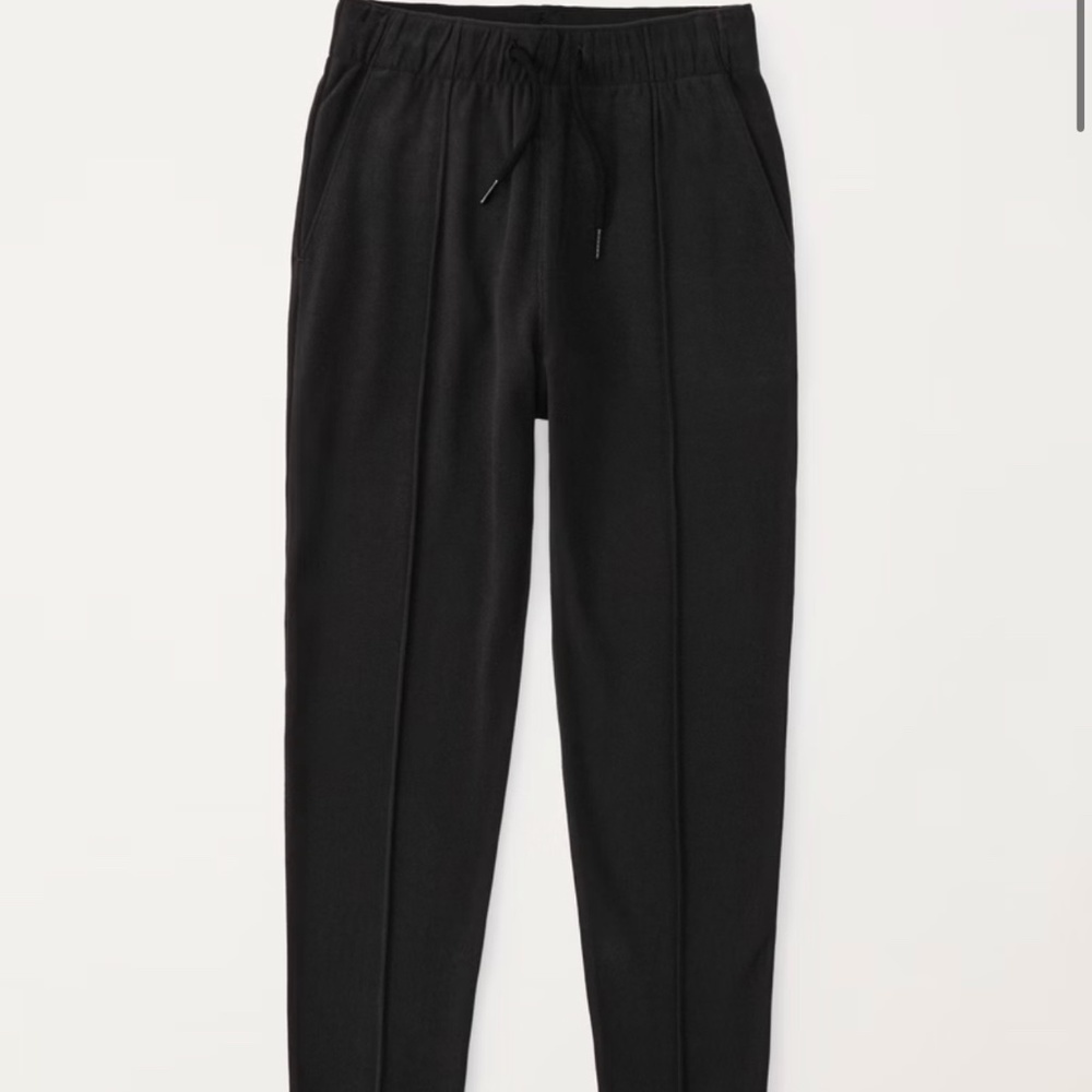 ABERCROMBIE KIDS Boys comfy dressy taper sweatpants